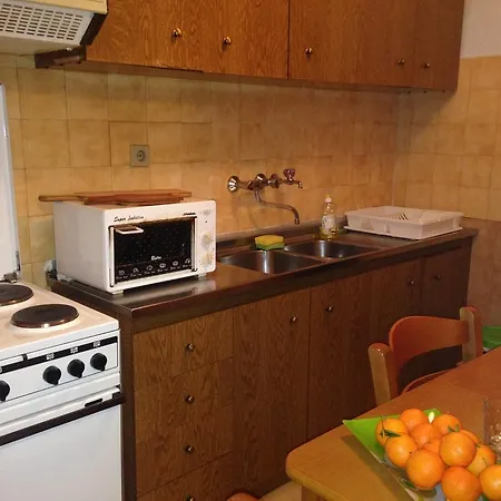 Greece * 纳夫普利翁