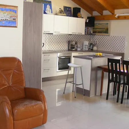 Greece Daire